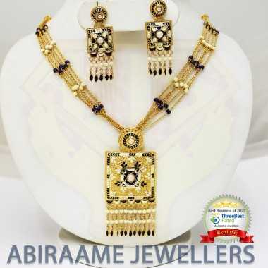 Fancy Necklace Designs In Gold